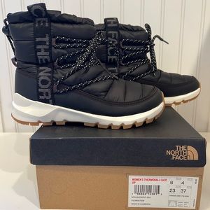 The North Face ThermoBall Lace Up WP Bootie